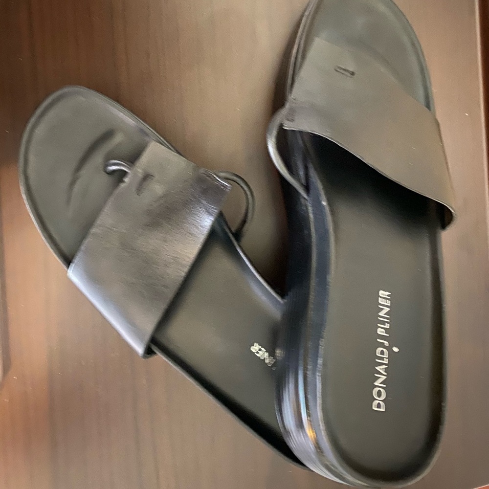 Donald Pliner Womens FifI Sandal